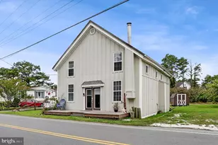 5277 Main St, Chincoteague Island, VA 23336 - Photo 2
