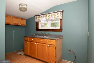 15271 Waterfield St, Painter, VA 23420 - Photo 8