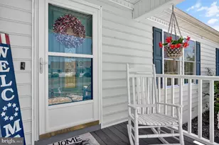 2353 Yardarm Dr, Greenbackville, VA 23356 - Photo 4