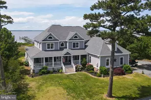 5141 Fish Ln, Chincoteague Island, VA 23336 - Photo 2