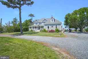 5141 Fish Ln, Chincoteague Island, VA 23336 - Photo 10