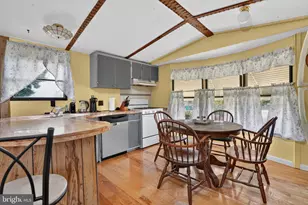 8145 Seashell Dr, Chincoteague, VA 23336 - Photo 8