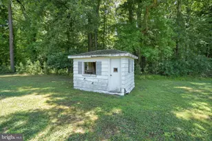 2141 Fleming Rd, Greenbackville, VA 23356 - Photo 40