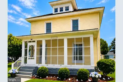 8 South Street, Wachapreague, VA 23480 - Photo 1