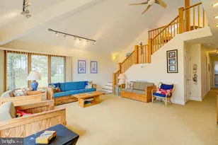 6107 Hopkins Ln, Chincoteague Island, VA 23336 - Photo 10