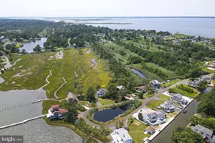 5466 Amrien Cir Dr, Chincoteague Island, VA 23336 - Photo 2