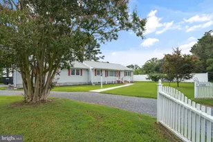 10421 Sand St, Temperanceville, VA 23442 - Photo 4