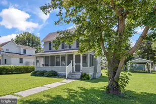 6396 Jester St, Chincoteague Island, VA 23336 - Photo 2