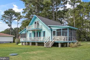 5320 Cedar Dr, Chincoteague, VA 23336 - Photo 8