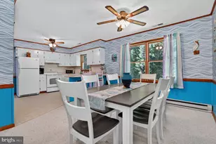 37178 Buoy Ct, Greenbackville, VA 23356 - Photo 8