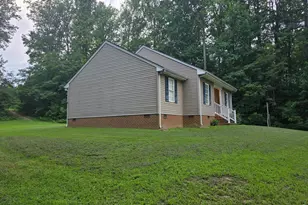 416 Berry Hill Rd, Tappahannock, VA 22560 - Photo 2