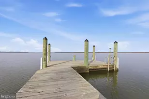 192 E Banbury Rd, Tappahannock, VA 22560 - Photo 2