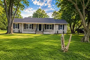 192 E Banbury Rd, Tappahannock, VA 22560 - Photo 1