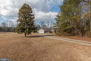 609 Meadow Dr, Tappahannock, VA 22560 - Photo 34