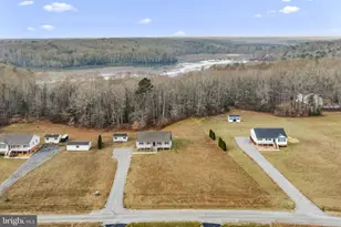 388 Berry Rdg Rd, Tappahannock, VA 22560 - Photo 2