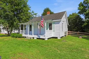 1252 Eubank Rd, Dunnsville, VA 22454 - Photo 1