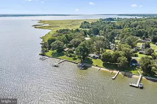 513 E Gwynnfield Rd, Tappahannock, VA 22560 - Photo 2
