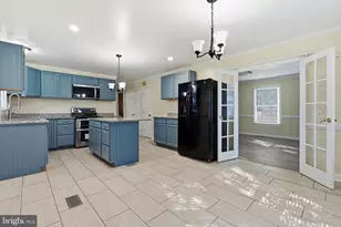 160 Rouzie Dr, Tappahannock, VA 22560 - Photo 8