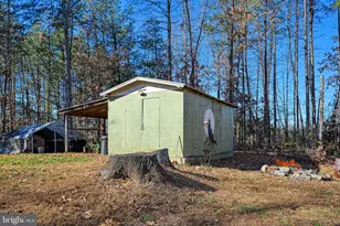 589 Three Chopt Rd, Kents Store, VA 23084 - Photo 12