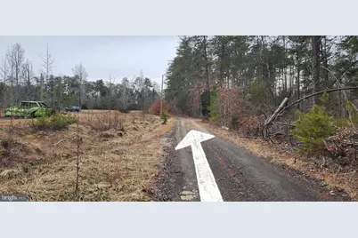 1064 Hunters Lodge Road, Troy, VA 22974 - Photo 12