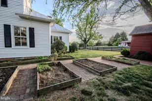 575 Perkins Rd, Kents Store, VA 23084 - Photo 14