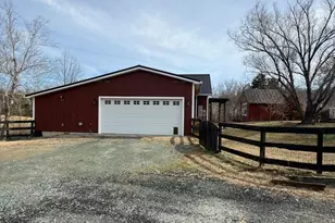 575 Perkins Rd, Kents Store, VA 23084 - Photo 4