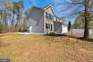 40 Robins Court, Palmyra, VA 22963 - Photo 2