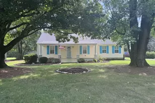 17 Parrish Ln, Kents Store, VA 23084 - Photo 1