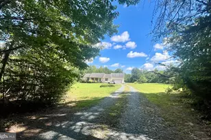 3208 Cedar Lane Rd, Kents Store, VA 23084 - Photo 4