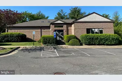 555 Hospital Drive, Warrenton, VA 20186 - Photo 2