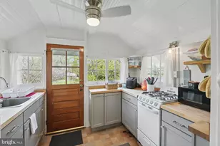 535 Winchester St, Warrenton, VA 20186 - Photo 22