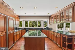 7708 Castlebury Ct, Warrenton, VA 20186 - Photo 8