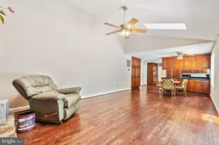 7708 Castlebury Ct, Warrenton, VA 20186 - Photo 14