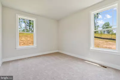 7838 Holston Lane, Broad Run, VA 20137 - Photo 8