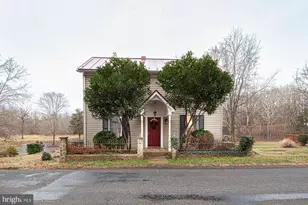8270 Rogues Rd, Catlett, VA 20119 - Photo 2