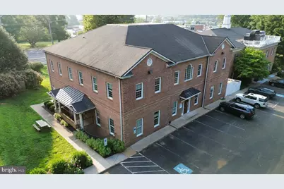 560 Broadview Avenue, Warrenton, VA 20186 - Photo 4