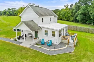 5364 Woodside Ln, Bealeton, VA 22712 - Photo 4