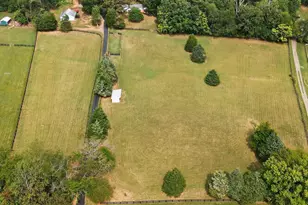 5084 Fairview Ln, Broad Run, VA 20137 - Photo 2