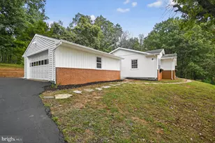 5084 Fairview Ln, Broad Run, VA 20137 - Photo 4