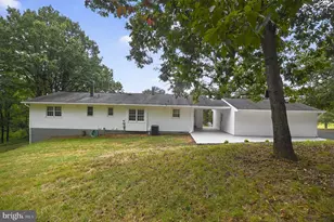 5084 Fairview Ln, Broad Run, VA 20137 - Photo 14