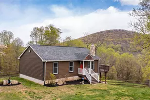 3998 Hidden Valley Ln, Linden, VA 22642 - Photo 6