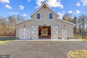 8485 Rogues Rd, Warrenton, VA 20187 - Photo 76