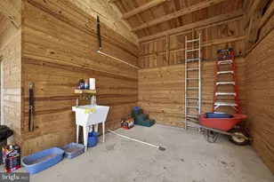 8485 Rogues Rd, Warrenton, VA 20187 - Photo 84