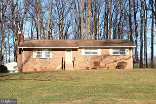 7502 Amberview Ln, Warrenton, VA 20186 - Photo 1