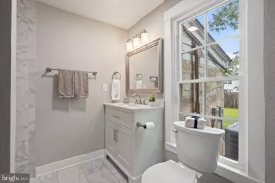 105 E Washington Street, Remington, VA 22734 - Photo 24