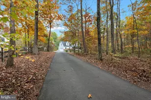 4565 Gavin Woods Ct, Catlett, VA 20119 - Photo 20