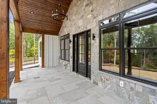 5355 Hillside Dr, Warrenton, VA 20187 - Photo 4