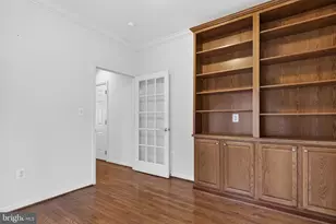 224 N View Cir, Warrenton, VA 20186 - Photo 16