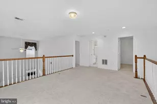 224 N View Cir, Warrenton, VA 20186 - Photo 36