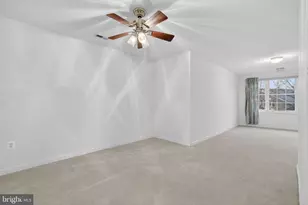 224 N View Cir, Warrenton, VA 20186 - Photo 42